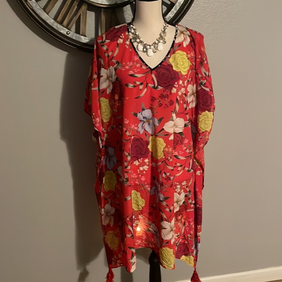 Johnny Was Tops - JOHNNY WAS JADE SILK FLORAL TOP .